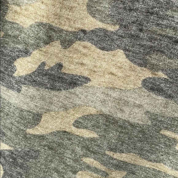 NEW Style & Co camouflage plus size top 1X 2X - Picture 3 of 5